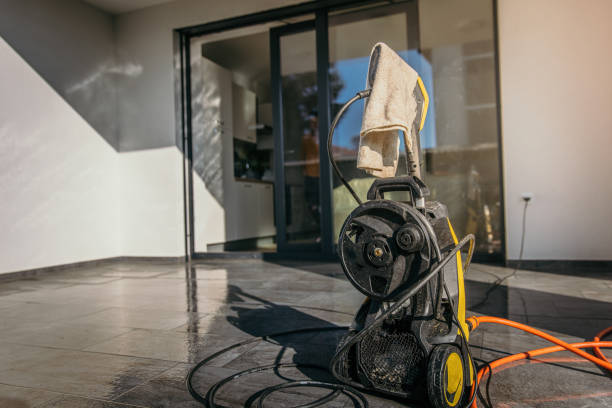Post-Construction Pressure Washing in Larimore, ND